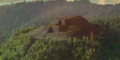 Le Situs Gunung Padang : Vestige Mystérieux et Point de Rencontre avec le Passé