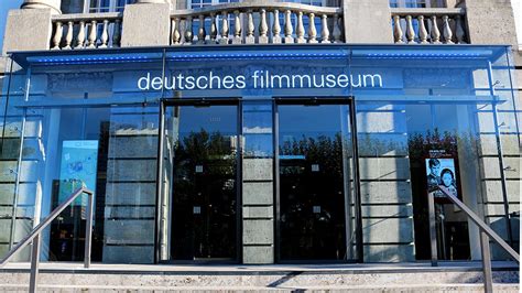  Le Deutsches Filmmuseum : Une Exploration Fascinante du Septième Art à Francfort!